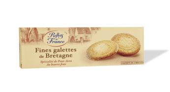 Cakes Britain with metal pieces ?